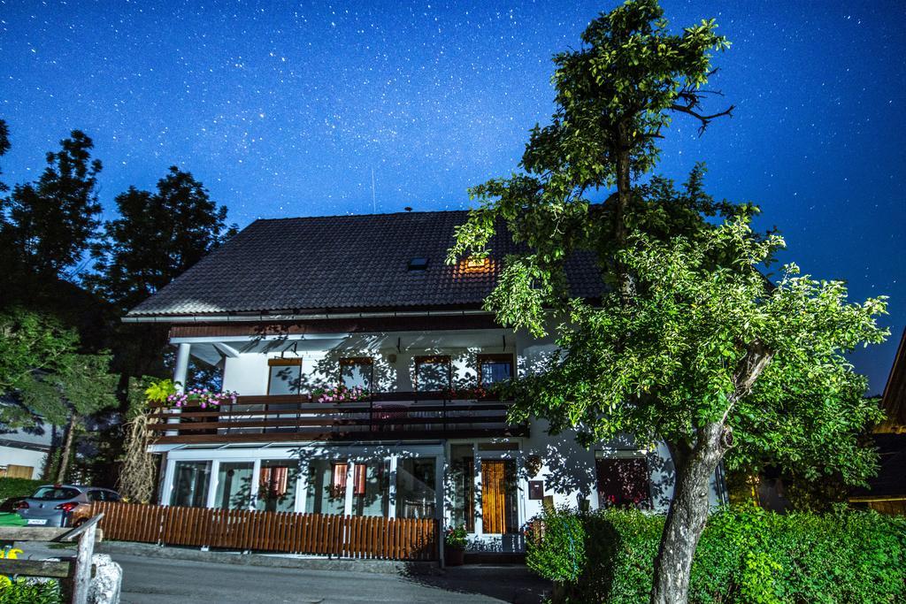 Guest House Znidar Bohinj Exteriör bild